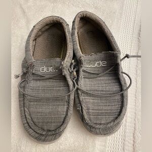 Hey Dudes little boy  size 13